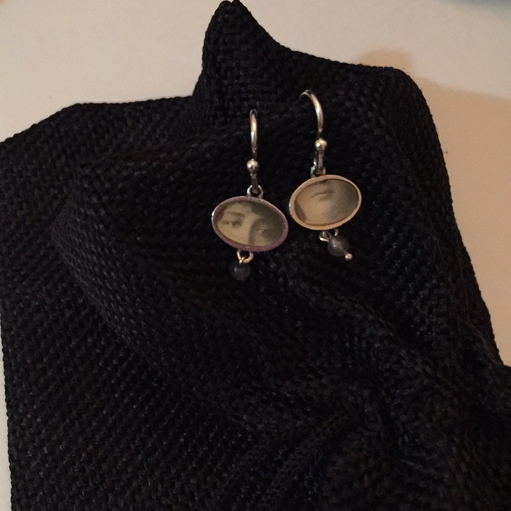SIGNED Silver earrings by ARTIST Jen Smith w/pics